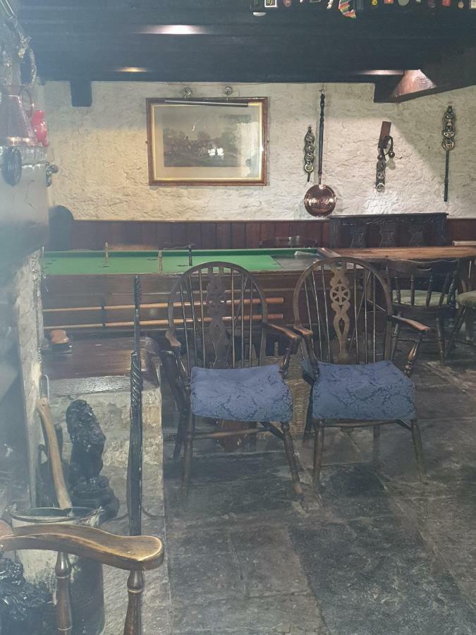 Hotel The Old Red Lion à Bruton Extérieur photo
