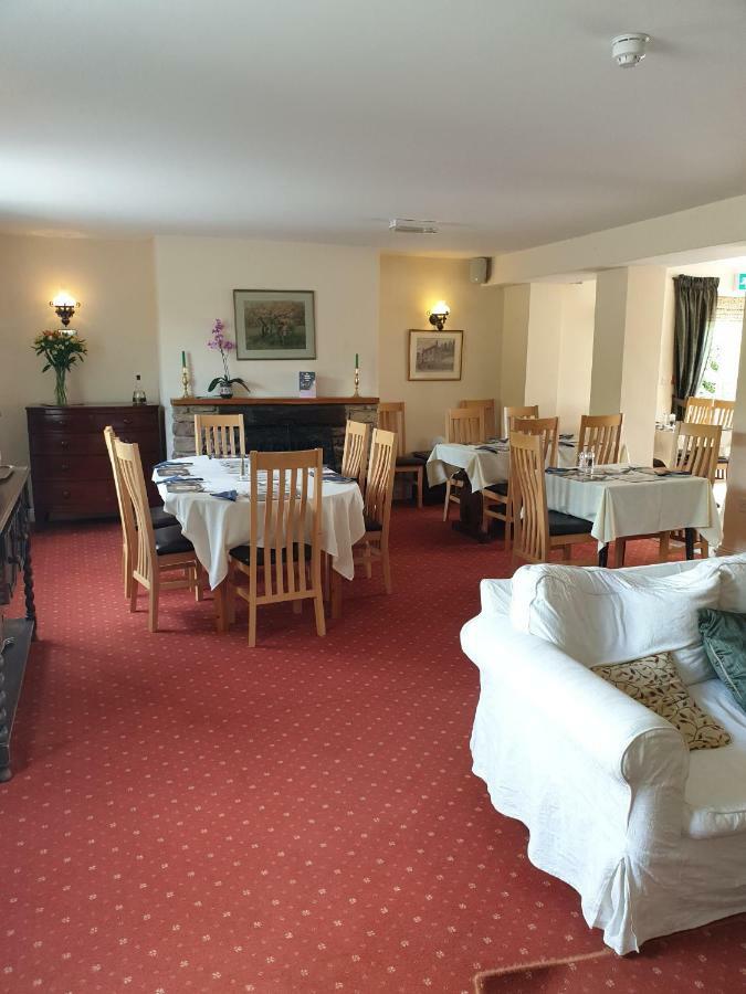 Hotel The Old Red Lion à Bruton Extérieur photo